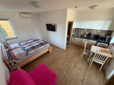 Apartmán 1, Apartmány Přítluky