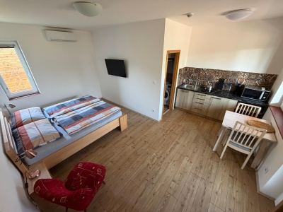 Apartmán 3, Apartmány Přítluky